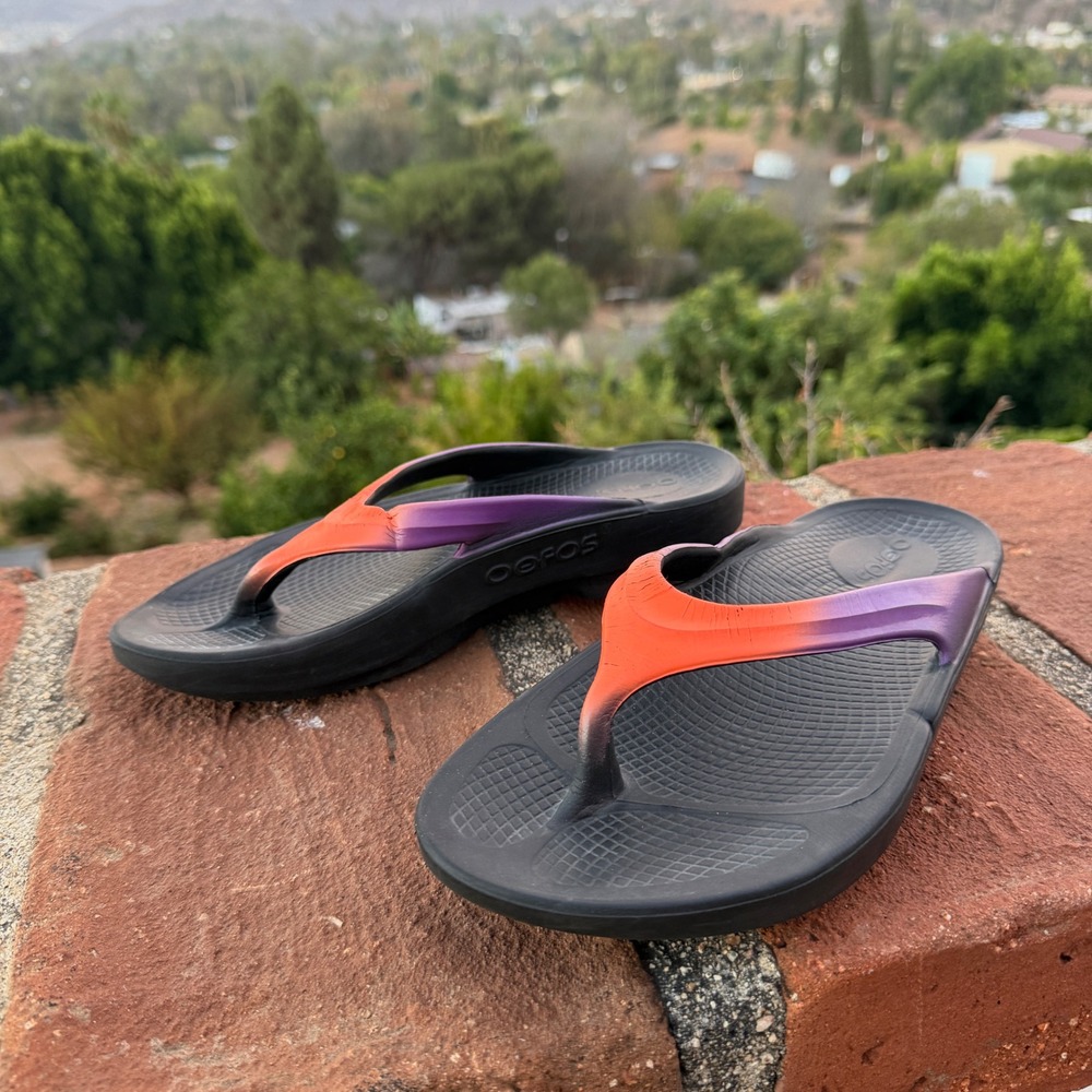 OOFOS OOlala Recovery Sandals Womens 5 Black Orange Purple Ombre Flip Flops